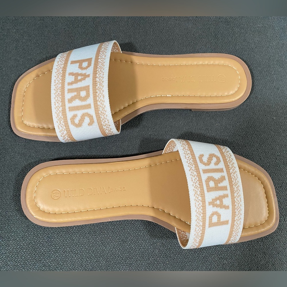 ⭐️NEW Wild Diva Lounge Flat Sandals for Women Comfortable Slip On Slide Sandals - Picture 11 of 15